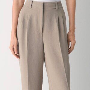 Aritzia The Effortless Pant™ Wider - Crepette, Regular, Taupe, size 0